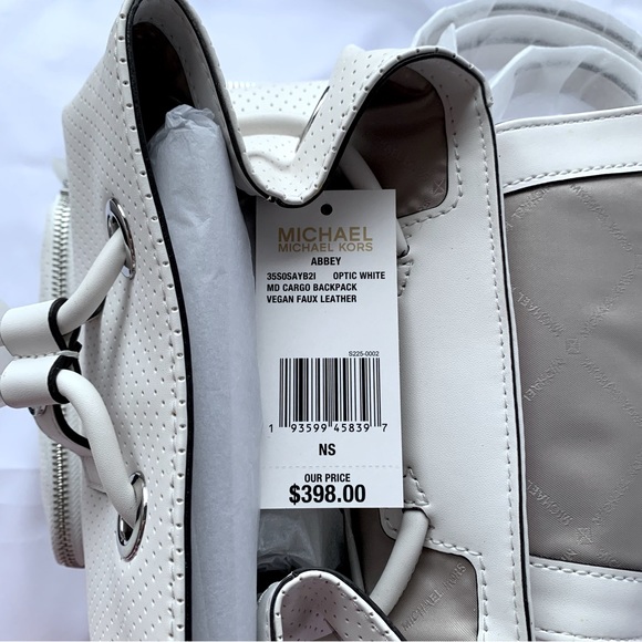 🆕 Michael Kors, medium backpack - Picture 7 of 11